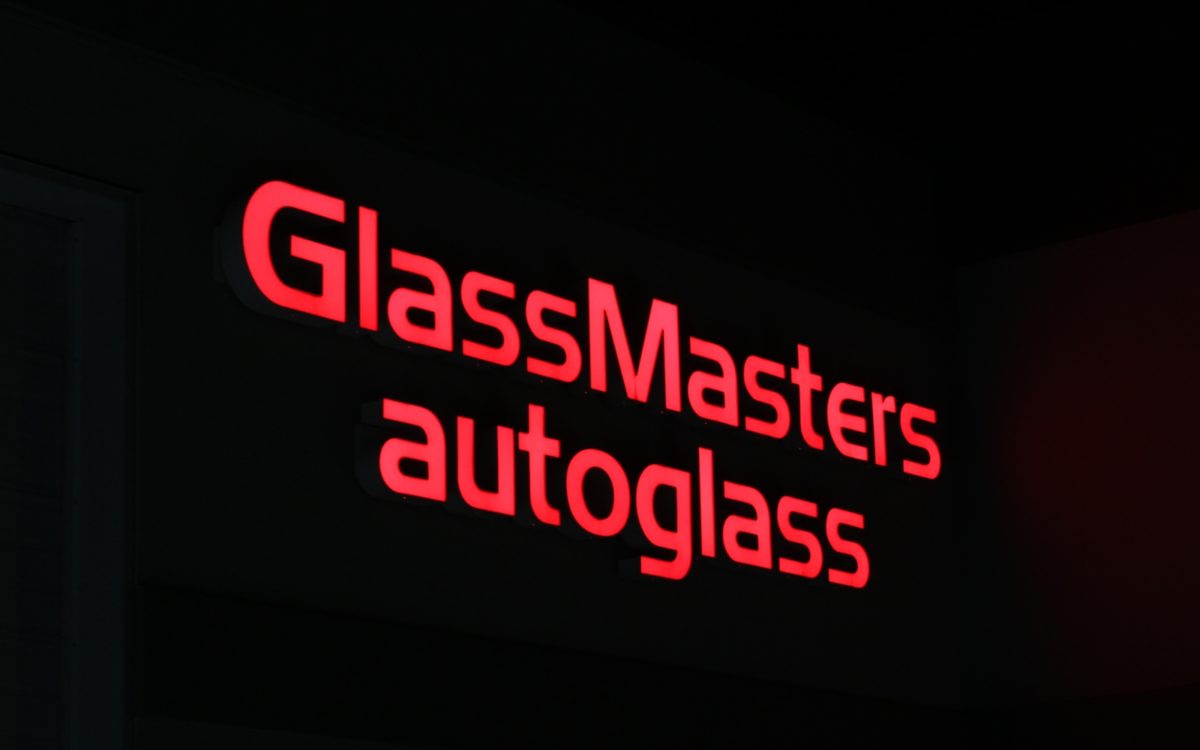 Glassmasters Universal Sign Group